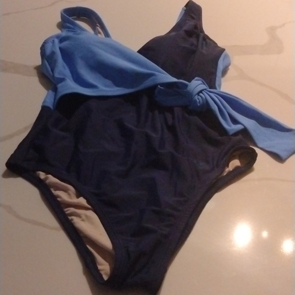 Kona Sol Blue Color Block Crisscross, Fully lined, one piece swimsuit - M nwot - Picture 3 of 6